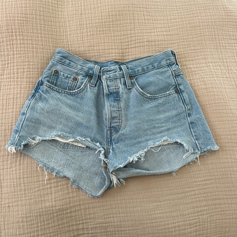 501® ORIGINAL FIT HIGH RISE WOMEN'S SHORTS